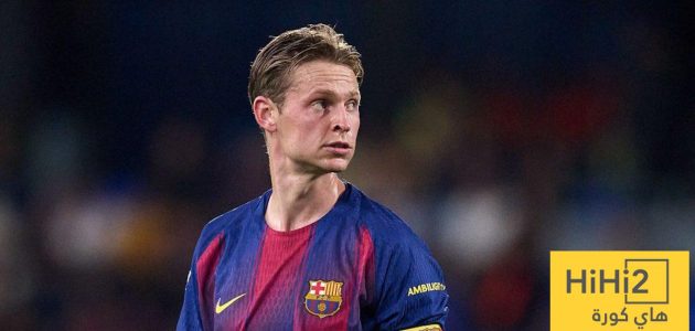 دي يونغ أول من يفعلها مع برشلونة